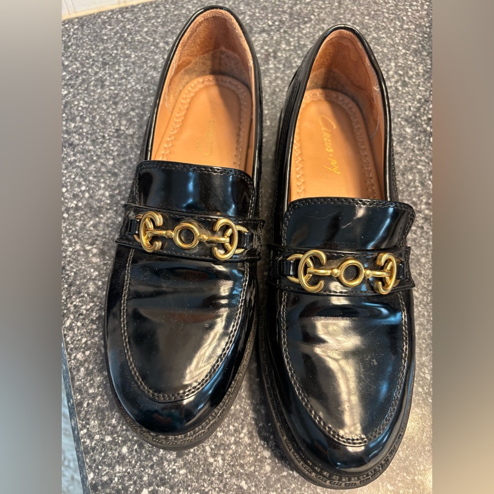 Sam Edelman Circus lug sole Black Loafers with Gold Buckle size 8.5